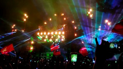 Martin Garrix presents One More Time (Zedd Remix) @ Looptopia Music Festival