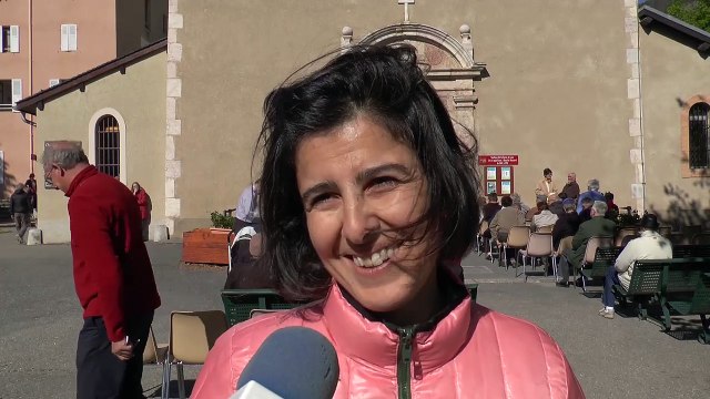 D!CI TV : jamais autant de fidèles ne s'étaient réunis au Laus pour célébrer Pâques