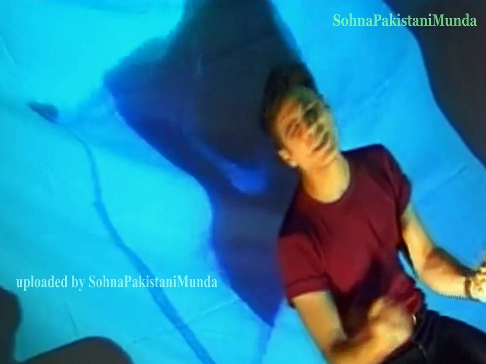 Ay Jawan, Ay Jawan (Awaz)