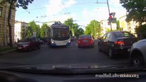 Bus Crash & Accidents Compilation 2017