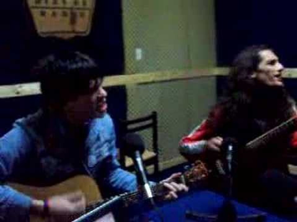 Otra vuelta - Jóvenes pordioseros - Todavía no puedo olvidar