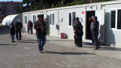 Depremzedeler Konteyner Okulda Oy Kullandı