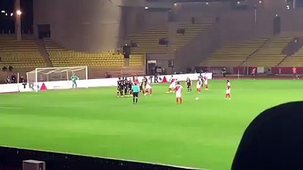 Radamel Falcao rescues Monaco with stunning free-kick v Dijon