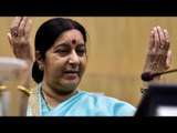 Sushma Swaraj admitted in AIIMS for kidney failure, tweets from hospital | Oneindia News
