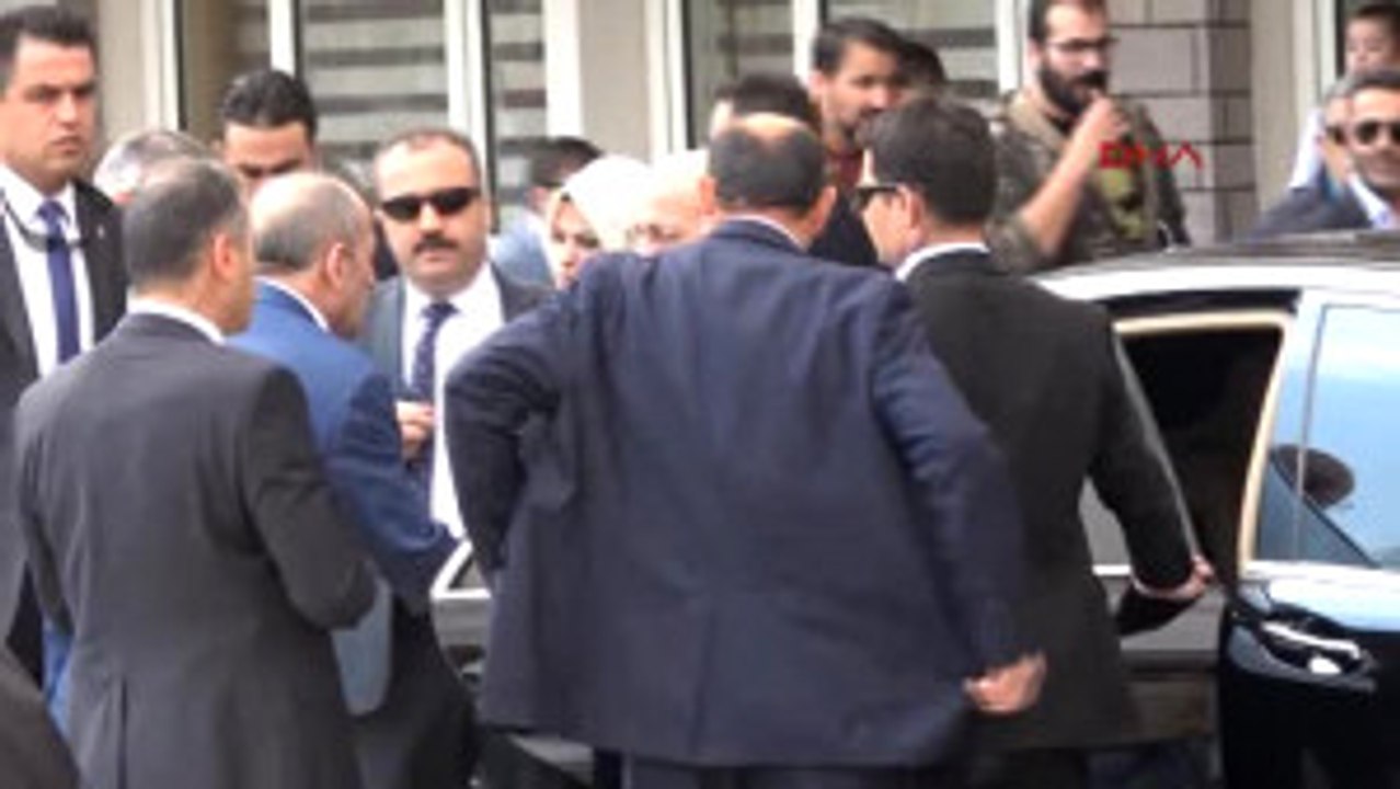 Meclis Başkanı ve Komutanların Oy Kullanacağı Sandıkta Kimyasal ve Biyolojik Silah Araması