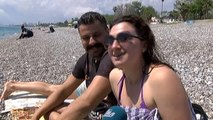 Antalya'da Oy Veren, Sahile Koştu
