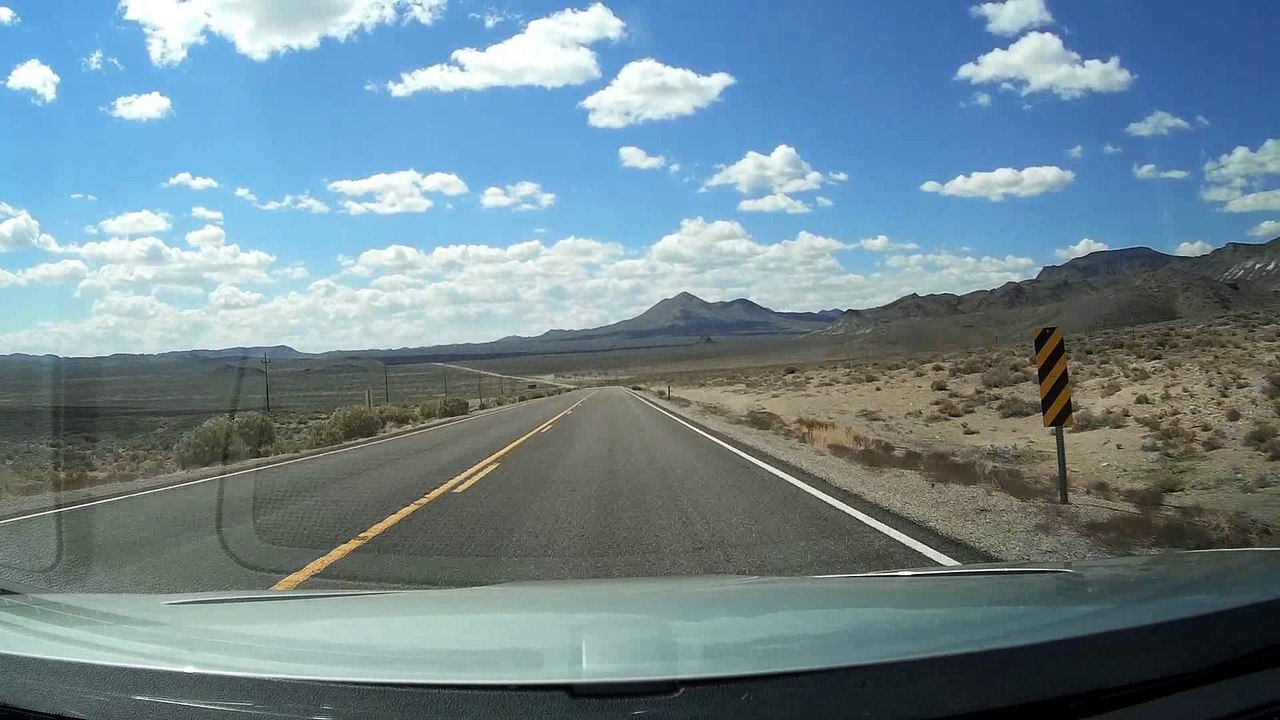 Driving from Rachel to Tonopah, Nevada