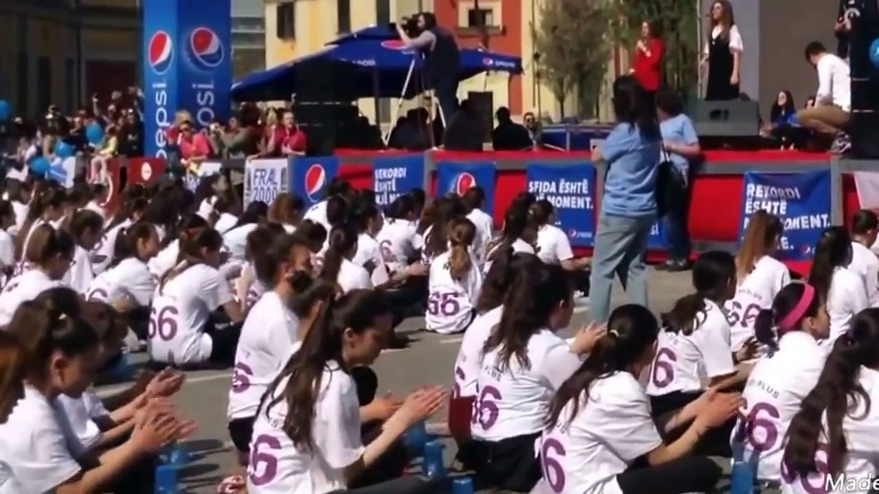Albenians GUINESS singing a song- CUP SONG ALBANIA