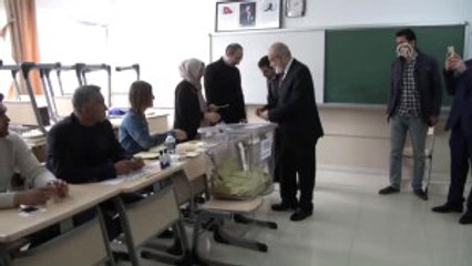 Saadet Partisi Genel Başkanı Karamollaoğlu Oyunu Kullandı