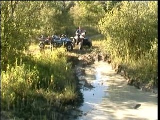 Moi avec mon scrambler dans l'eau