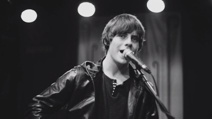 Jake Bugg - Pine Trees