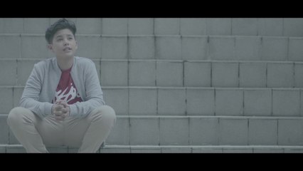 Kyle Echarri - Fall For Me