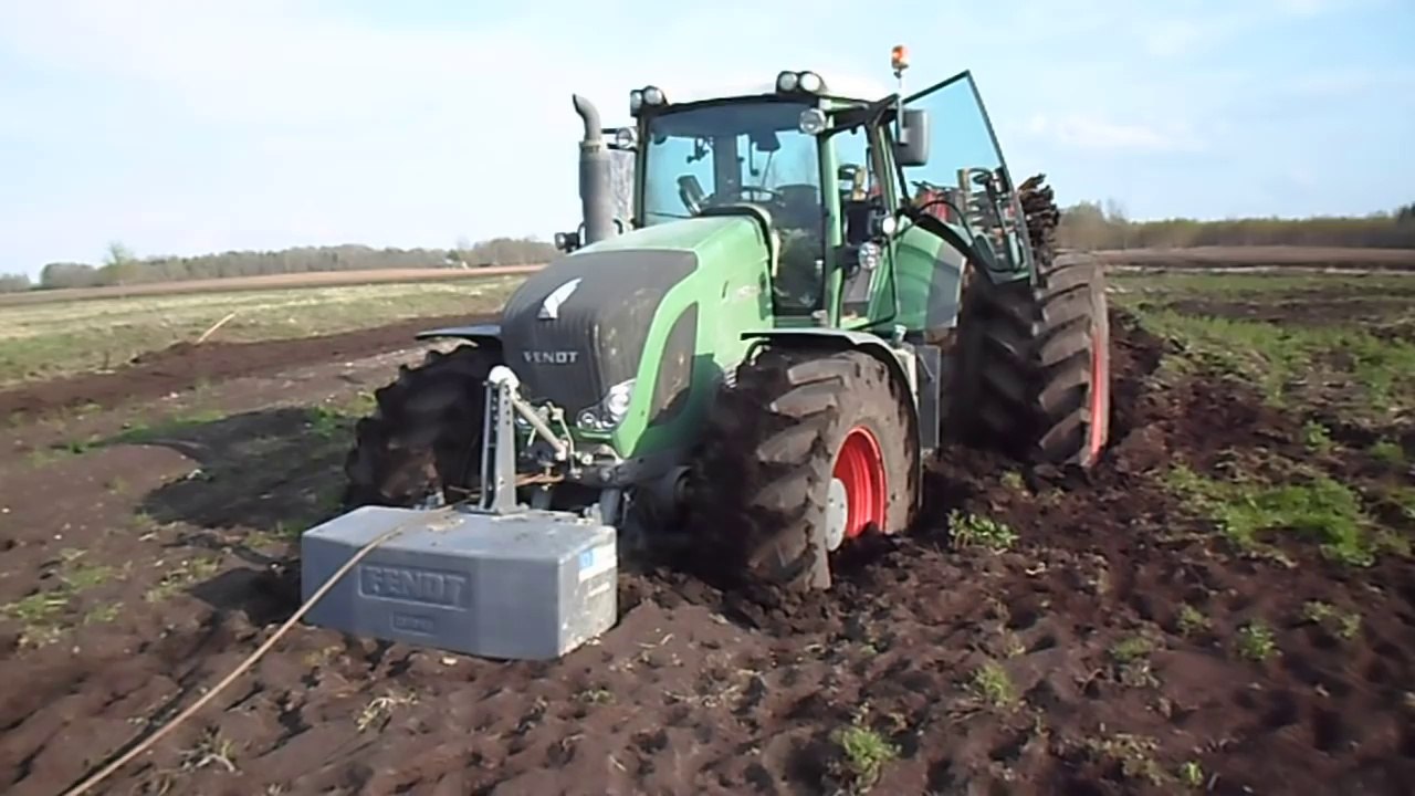 Fendt 939 Vario + TopDown 500 stuck, saving with JCB 535