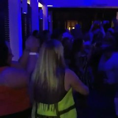 Jlo Marc y Alex rodriguez disfrutando despues del concierto en familia