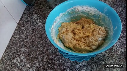 شهيوات ام وليد حلوة جافة بالجلجلان و المكسرات