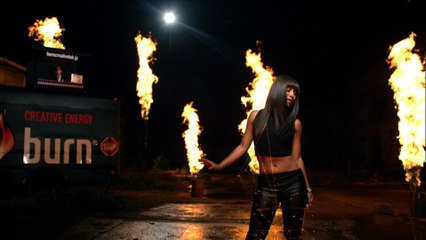 Che'Nelle - Burning Love