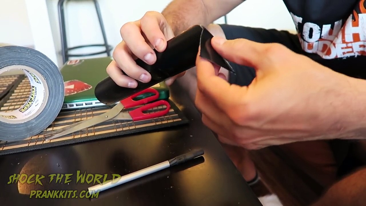 10 FUNNY APRIL FOOLS PRANKS! - HOW TO PRANK