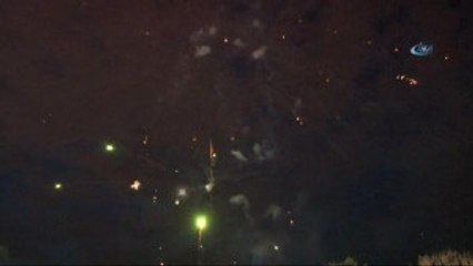 Sultangazi'de Havai Fişekli Kutlama