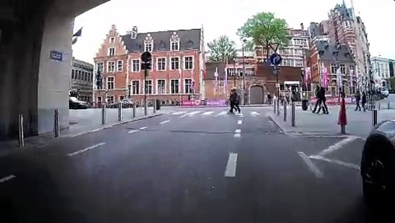 Test du vélo électrique - du centre vers la porte de Namur