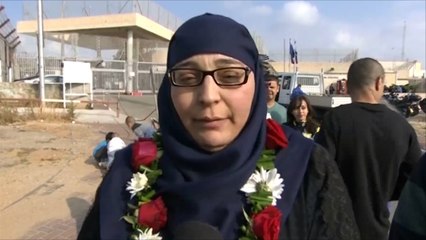 الاحتلال يفرج عن عميدة الأسيرات الفلسطينيات لينا الجربوني