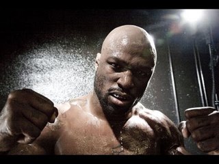 King Mo TKO's sparring partner inside Floyd Mayweather's gym!!! (1080 HD)