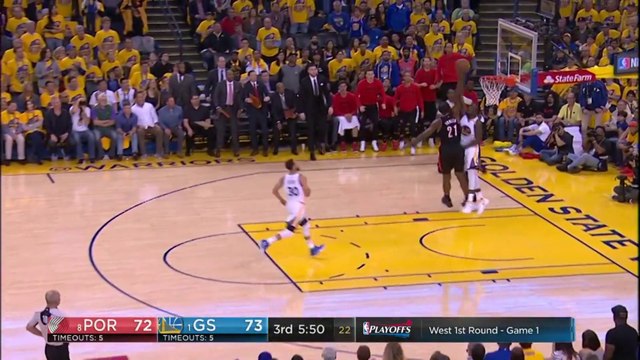 Draymond Green Rejects the Dunk Attempt - Blazers vs Warriors - April 16, 2017