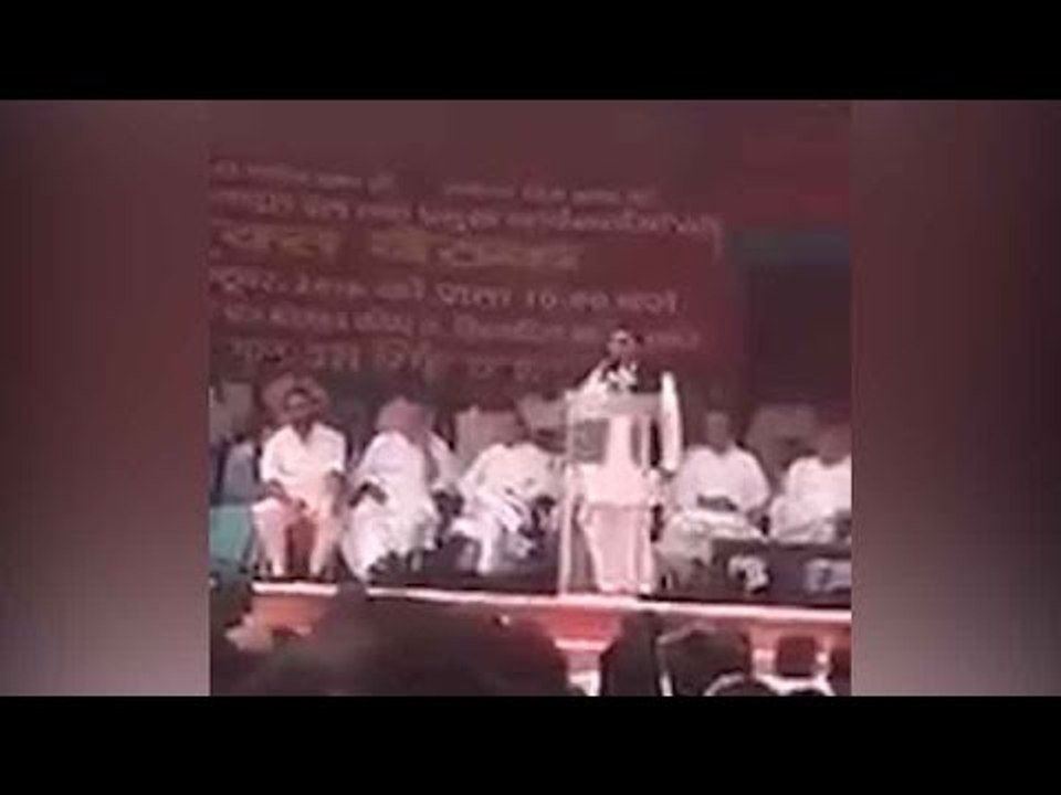 Akhilesh Yadav's Speech at  Samajwadi Party meet , Watch Video | OneindiaNews