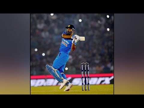MS Dhoni to play in Vijay Hazare Trophy, will represent Jharkhand | Oneindia News