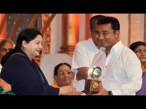 Jayalalithaa Health row : Kamal Haasan asks fan clubs not to host birthday bash | Oneindia News