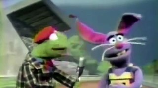 Sesame Street News Flash - The Tortoise and the Hare