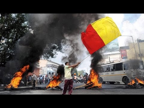 Cauvery Unrest : Violent protest continues as Bengaluru comes to grinding halt | Oneindia News