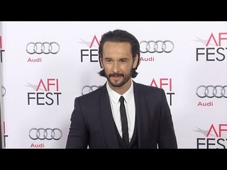 Download Video: Rodrigo Santoro Red Carpet Style 