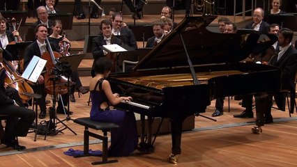 Qu'elle vitesse d'interprétation !   C'est magnifique . Étonnant . Détonnant !