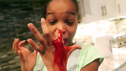 Bad Baby Glowing 1000 Degree Knife VS Shasha's FINGER CUT OFF