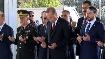 Cumhurbaşkanı Erdoğan Adnan Menderes'in Kabrini Ziyaret Etti