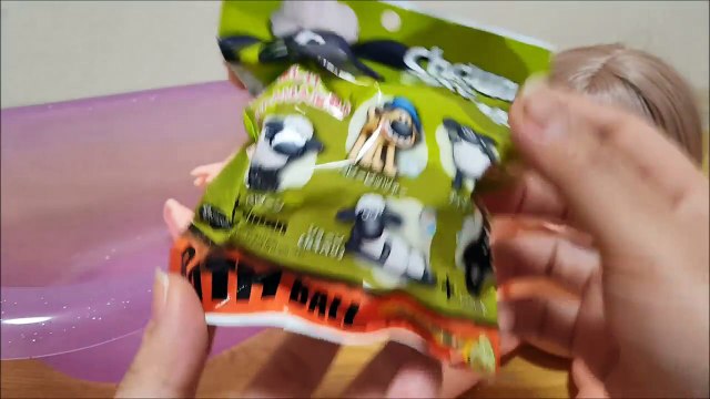 メルちゃん ネネちゃん一緒にお風呂！ひつじのショーンのバスボール ❤ 人形ごっこ 水遊び トイキッズ 子供向け おもちゃ アニメ キッズ Toy