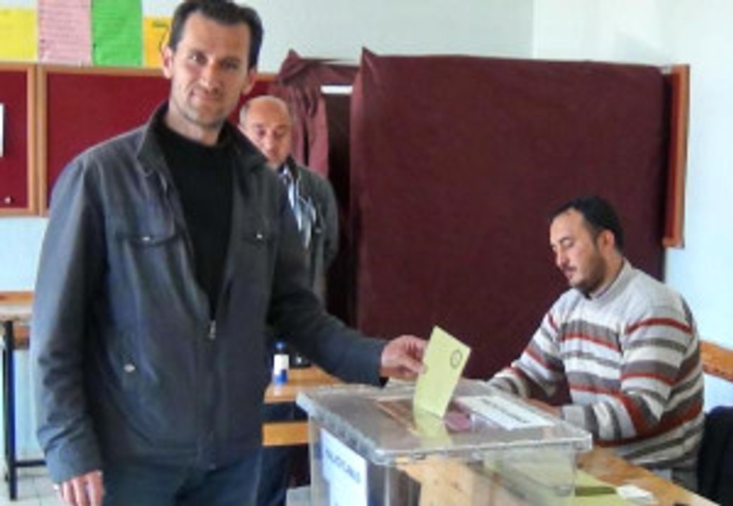 5 Seçimdir Sandığa Gitmeyen Kuşu'da 'Evet' Oyları Rekor Kırdı