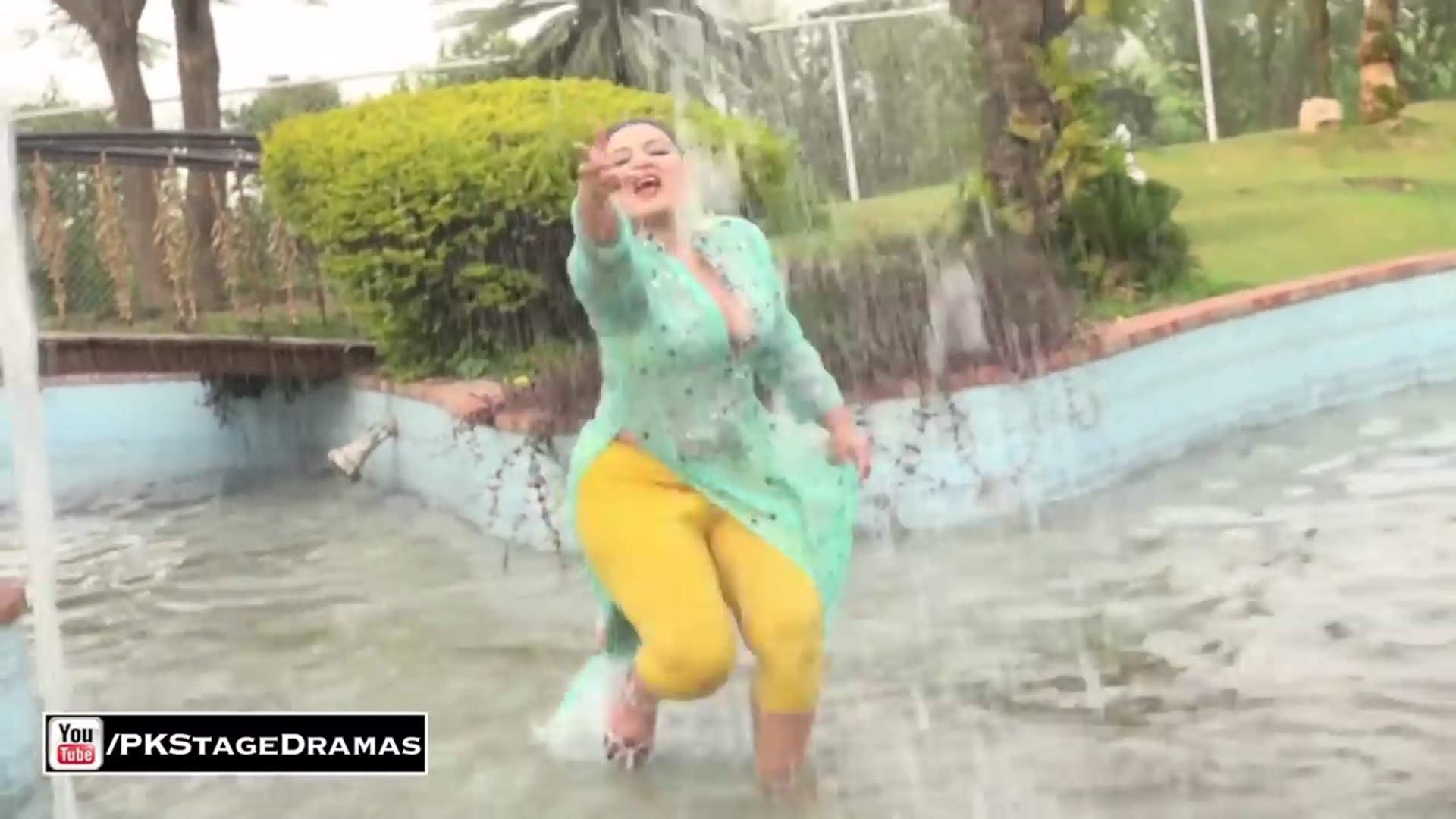 BALOCHAN DOODH WARGI - GHAZAL CHAUDHARY 2017 PUNJABI MUJRA - video  Dailymotion