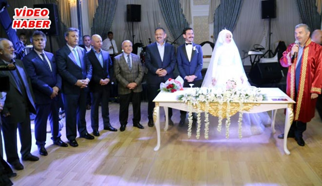 (17 NİSAN 2017) NACİ İLE HALE “EVET” DİYEREK HAYATLARINI BİRLEŞTİRDİ
