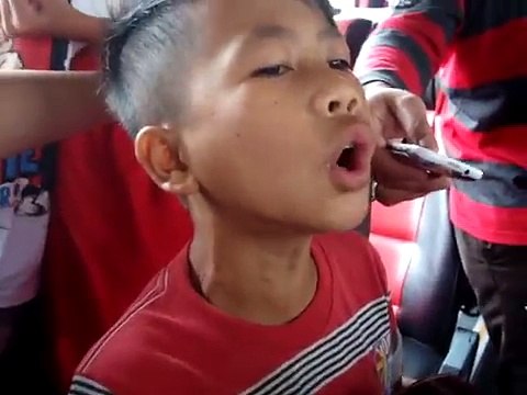 PENGAMEN KECIL SUARA MERDU ASAL GARUT