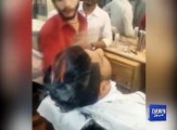 ‫ - بہاولپور کے حجام نے آگ سے بال کاٹ کر سوشل میڈیا پر دھوم...‬