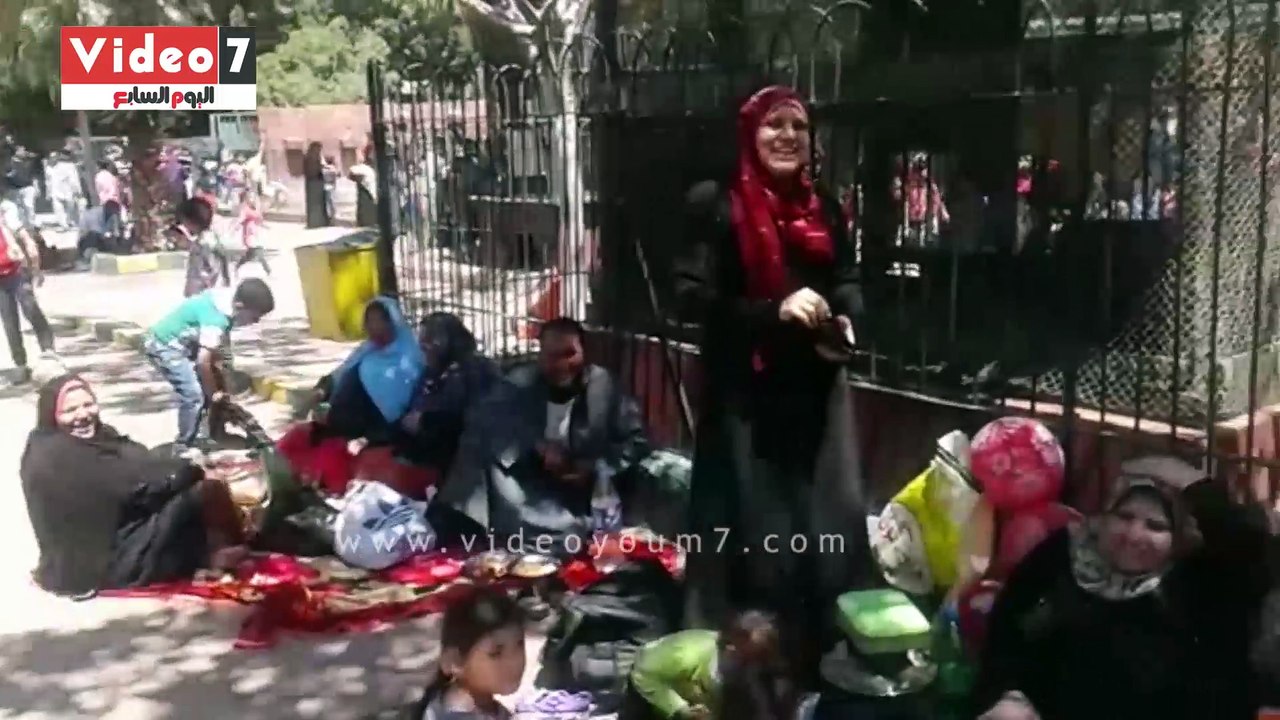 محافظ الشرقية يتفقد شوارع مدينة الزقازيق للاطمئنان علي الحالة الأمنية