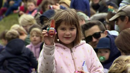 Egg-cellent: Hundreds attend annual egg rolling competition