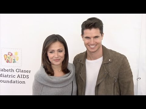 Robbie Amell & Italia Ricci // A Time for Heroes 2015 Red Carpet Arrivals