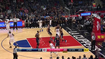 Jamal Crawford INSANE Behind The Back Dribbling Display _ March 25, 2017 (720p_30fps_H264-192kbit_AAC)