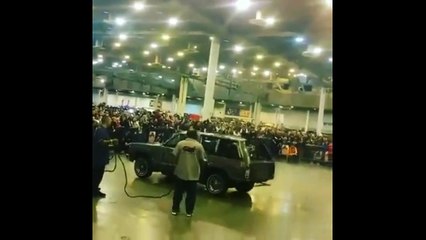 Dancing Cars