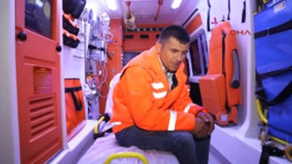 Yan Yatan Mikserin Sürücüsü Yaralan