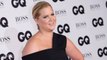Amy Schumer Signs On to Star in 'I Feel Pretty' | THR News