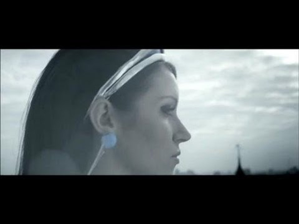 Mortal Kombat PS Vita : Kitana live trailer