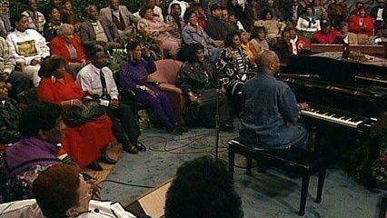 Gaither - I Shall Wear A Crown